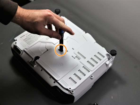 Epson VS240 Shell Replacement: crwdns2935265:05crwdnd2935265:03crwdnd2935265:03crwdne2935265:0