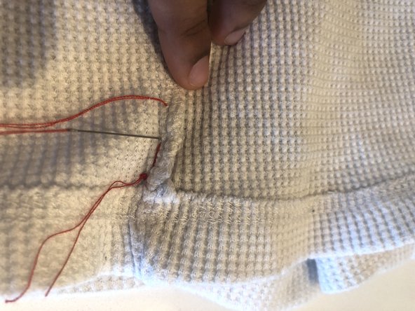 How to Hand Stitch a Ripped Seam: crwdns2935265:07crwdnd2935265:02crwdnd2935265:03crwdne2935265:0
