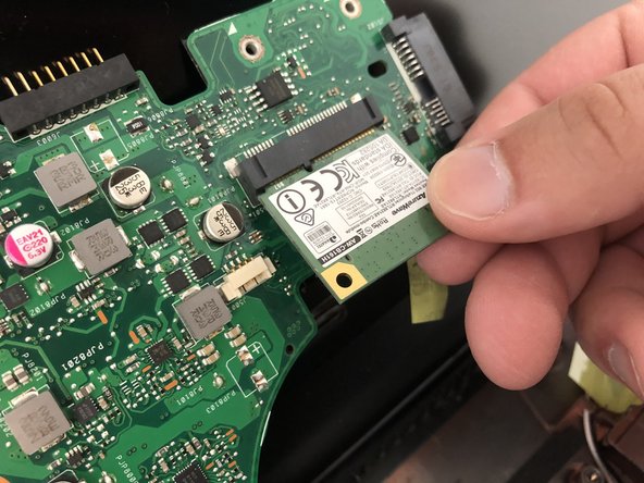 Asus F555LA-AB31 Network Card Replacement: adım 12, 3 resimden 3.