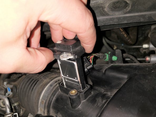 2013 Acura ILX Mass Air Flow Sensor Replacement: crwdns2935265:03crwdnd2935265:02crwdnd2935265:02crwdne2935265:0