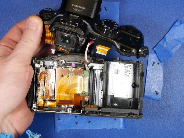 Panasonic Lumix DMC-GH3 Disassembly: crwdns2935265:023crwdnd2935265:02crwdnd2935265:03crwdne2935265:0