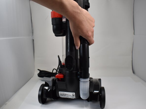 Bissell CleanView Compact 3508 Lower Hose Replacement, Top/Bottom: crwdns2935265:04crwdnd2935265:02crwdnd2935265:03crwdne2935265:0