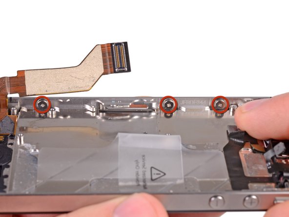 Замена прокладки кнопки Home iPhone 4S: crwdns2935265:036crwdnd2935265:01crwdnd2935265:01crwdne2935265:0