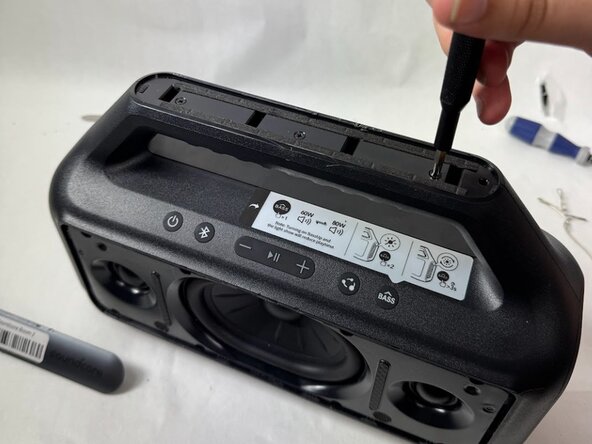 Anker Soundcore Boom 2 Battery Replacement: crwdns2935265:05crwdnd2935265:02crwdnd2935265:02crwdne2935265:0