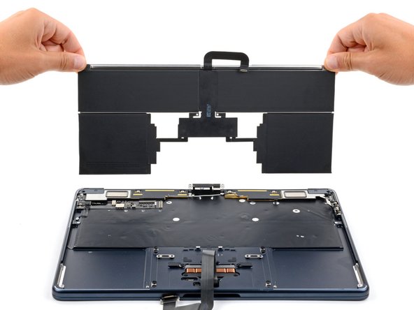 MacBook Air 2022 (M2) Battery Replacement, Remove the battery: crwdns2935265:036crwdnd2935265:02crwdnd2935265:02crwdne2935265:0