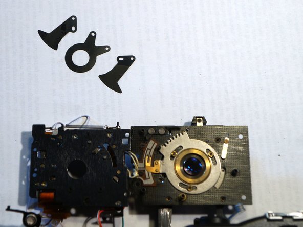 Lomo LC-A sticky shutter repair, Shutter Assembly: crwdns2935265:017crwdnd2935265:02crwdnd2935265:03crwdne2935265:0