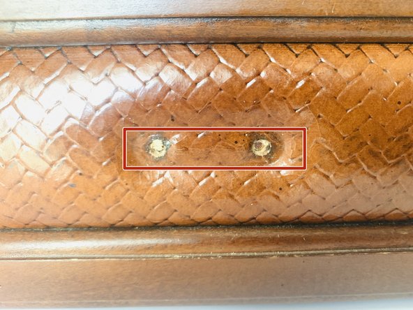 How to Fix a Loose Cabinet Knob: crwdns2935265:05crwdnd2935265:03crwdnd2935265:03crwdne2935265:0