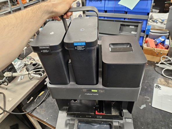 S7 MaxV Ultra dock: Suction fan replacement, Remove the water tanks and dustbin cover.: crwdns2935265:01crwdnd2935265:02crwdnd2935265:03crwdne2935265:0