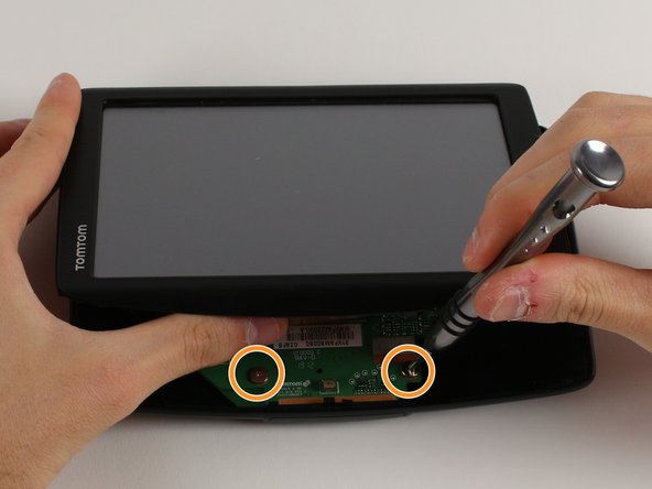 TomTom VIA 1530 TM Screen Replacement: crwdns2935265:04crwdnd2935265:02crwdnd2935265:02crwdne2935265:0