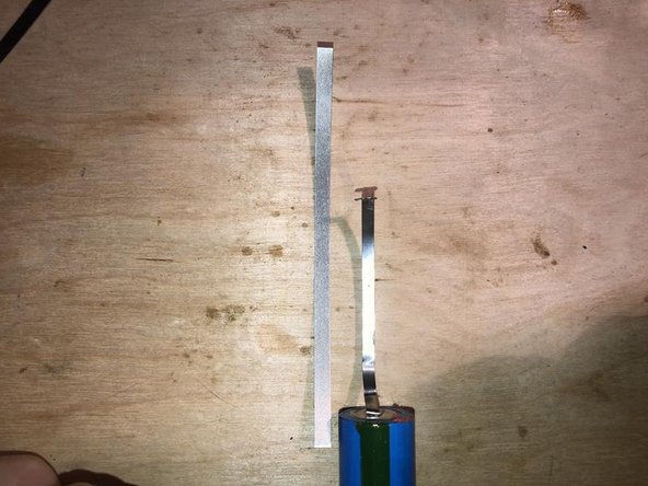 Sol Republic Punk Preparing a new battery for Replacement: stap 0, afbeelding 3 van 3