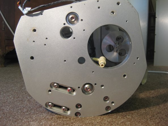 Hine Design Inc. Automated Wafer Handling Unit Teardown: step 10, image 2 of 3