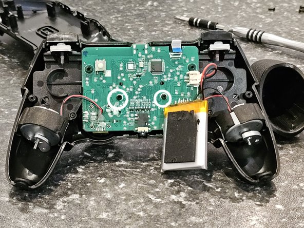 Rippa RA903B Controller Teardown, Removing the mainboard: crwdns2935265:07crwdnd2935265:02crwdnd2935265:02crwdne2935265:0