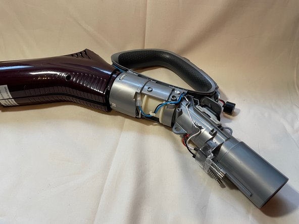 Disassembling Shark Rotator Powered Lift-Away Handle: crwdns2935265:06crwdnd2935265:03crwdnd2935265:03crwdne2935265:0