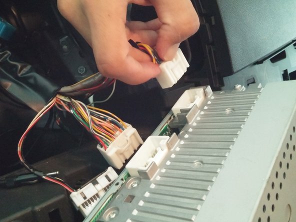 2008-2010 Mitsubishi Lancer Radio/CD Player Replacement: crwdns2935265:013crwdnd2935265:03crwdnd2935265:03crwdne2935265:0