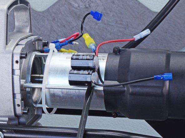 Titan Airless Sprayer IMPACT 410 Capacitor Replacement, Remove the capacitors: crwdns2935265:09crwdnd2935265:02crwdnd2935265:02crwdne2935265:0