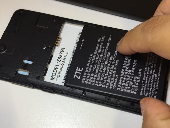 ZTE ZFive G LTE Back Camera Replacement: crwdns2935265:03crwdnd2935265:03crwdnd2935265:03crwdne2935265:0