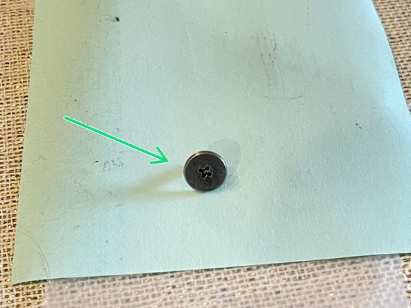 Sony DVP-FX820 Full Teardown, Detaching the Laser: crwdns2935265:07crwdnd2935265:02crwdnd2935265:03crwdne2935265:0