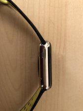 Apple watch best sale band button stuck