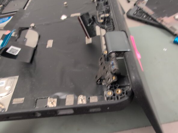 Lenovo 300e Chromebook Gen 3 Keyboard Replacement, Take off the top case: crwdns2935265:06crwdnd2935265:01crwdnd2935265:01crwdne2935265:0