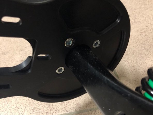 How to assembly FatBoy SS Gear Drive, Mount baseplate to the hanger: crwdns2935265:05crwdnd2935265:02crwdnd2935265:02crwdne2935265:0