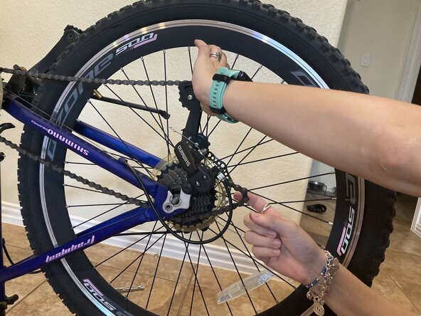 Ozone 500 Mountian Bike Rear Tire Tube Replacement: crwdns2935265:04crwdnd2935265:01crwdnd2935265:02crwdne2935265:0