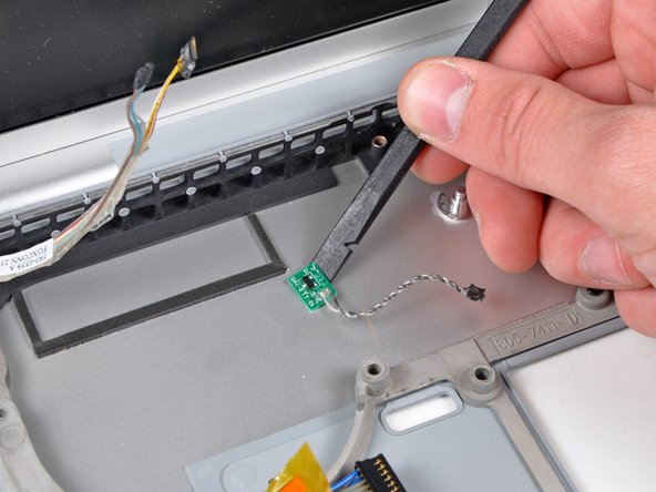 MacBook Pro 17" Models A1151 A1212 A1229 and A1261 Left Thermal Sensor (Model A1229) Replacement, Left Thermal Sensor (Model A1229): step 33, image 2 of 2