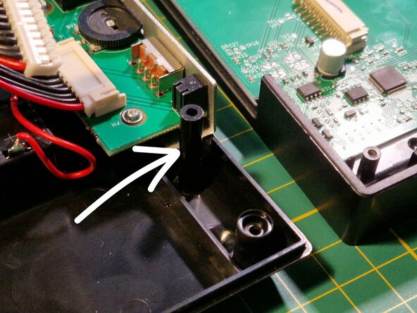 Stylophone Beat analog sync out MOD, Mounting the sync-out: crwdns2935265:07crwdnd2935265:03crwdnd2935265:03crwdne2935265:0