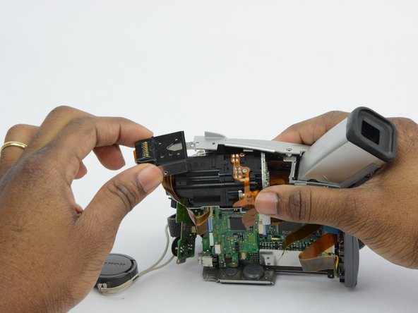 Canon ZR70MC Lens Replacement: crwdns2935265:017crwdnd2935265:02crwdnd2935265:02crwdne2935265:0