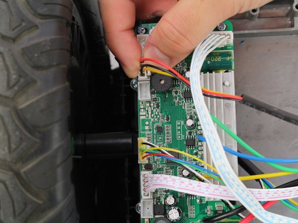 Hover-1 Charger Outer Shell Replacement: crwdns2935265:012crwdnd2935265:03crwdnd2935265:03crwdne2935265:0