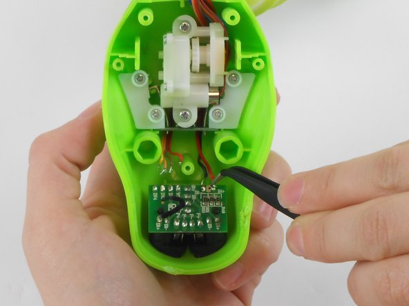 Zoomer Dino Boomer Nose Sensor Replacement: crwdns2935265:05crwdnd2935265:03crwdnd2935265:03crwdne2935265:0