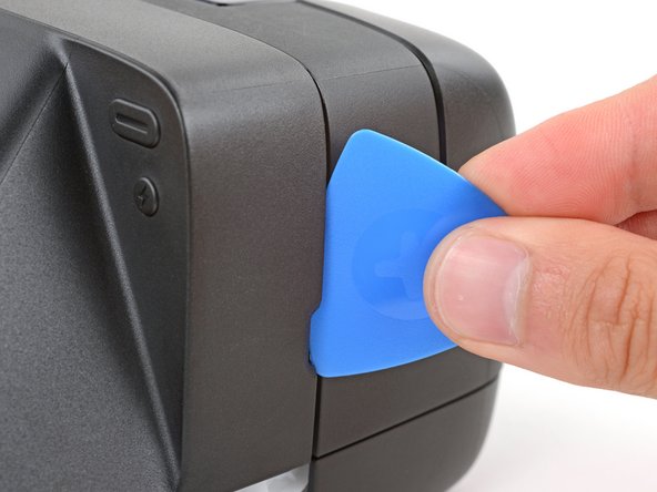 Polaroid Flip Top Shell Replacement, Release the clips: crwdns2935265:07crwdnd2935265:03crwdnd2935265:03crwdne2935265:0