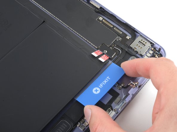 iPad Air (5. Generation) Akku tauschen: Schritt 35, Bild 3 von 3