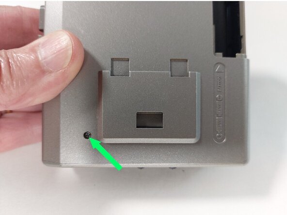 Changement courroies lecteur cassettes Aiwa HS-G36: étape 2, image 1 de 2