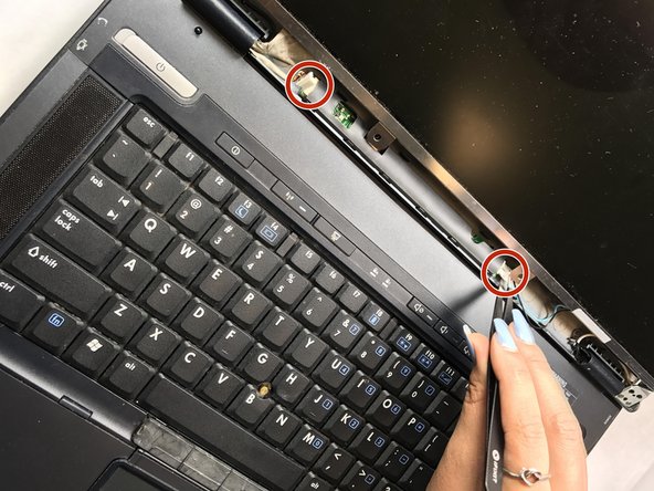 HP Compaq nc8430 LCD Screen Replacement: crwdns2935265:09crwdnd2935265:02crwdnd2935265:02crwdne2935265:0