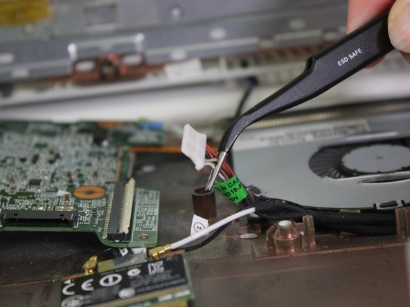 HP Chromebook 14-q063cl Motherboard Replacement: crwdns2935265:010crwdnd2935265:02crwdnd2935265:02crwdne2935265:0