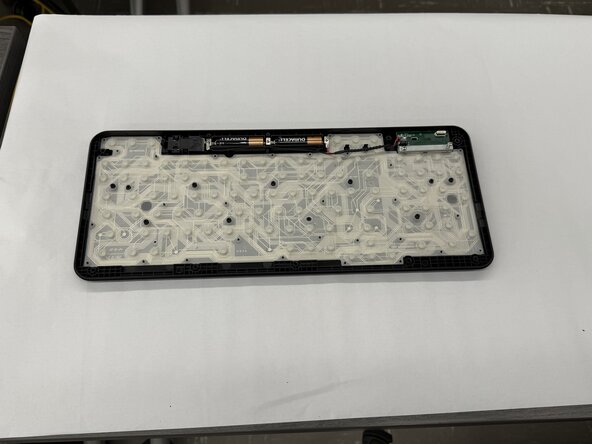 Logitech Wireless K360 Printed Circuit Board (PCB) Replacement: crwdns2935265:05crwdnd2935265:02crwdnd2935265:02crwdne2935265:0