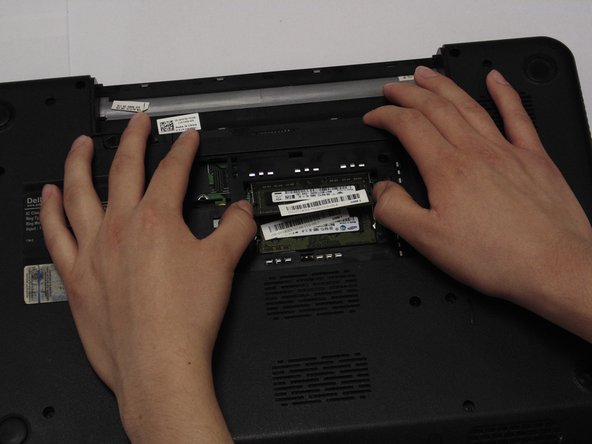 Dell Inspiron 15R RAM Replacement: crwdns2935265:06crwdnd2935265:03crwdnd2935265:03crwdne2935265:0