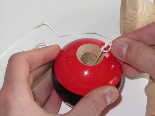 Tribute Kendama String Replacement: crwdns2935265:07crwdnd2935265:02crwdnd2935265:03crwdne2935265:0