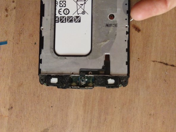 Samsung Galaxy A510F, remplacement du PCB USB, jack et boutons, Coller les rétroéclairages boutons: crwdns2935265:027crwdnd2935265:03crwdnd2935265:03crwdne2935265:0