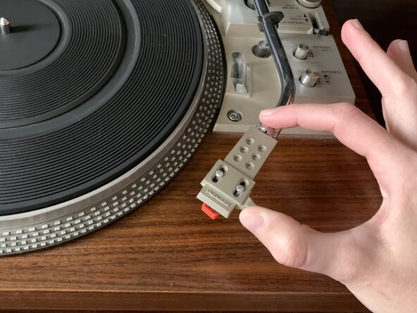 Pioneer PL-518 Turntable Needle Cartridge Replacement: crwdns2935265:05crwdnd2935265:02crwdnd2935265:03crwdne2935265:0