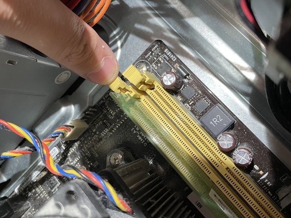 Asus M32BF-US002T RAM Replacement: 5 단계, 이미지 3개 중 2개