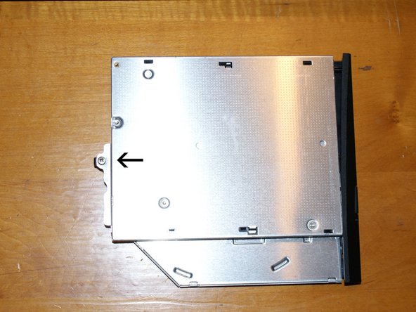 Asus G73 Disassembly to apply GPU and CPU thermal paste: crwdns2935265:05crwdnd2935265:02crwdnd2935265:02crwdne2935265:0