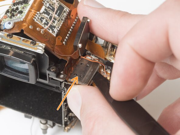 Pentax Super Program Front Lens Board Removal, Detach flex PCB connection: crwdns2935265:020crwdnd2935265:02crwdnd2935265:02crwdne2935265:0