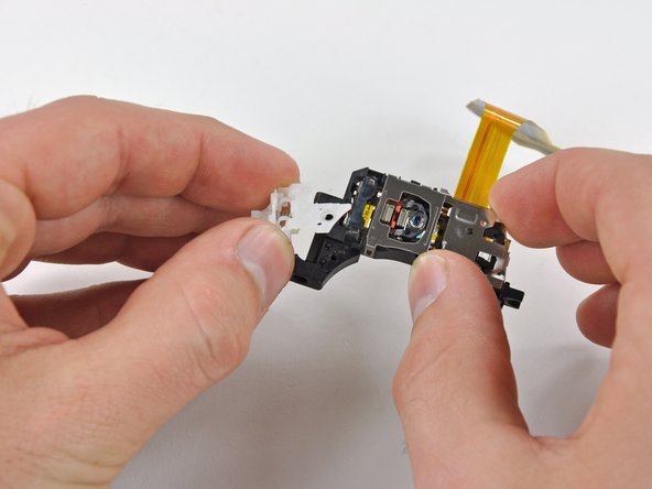 Nintendo Wii DVD Drive Lens Replacement: crwdns2935265:038crwdnd2935265:02crwdnd2935265:02crwdne2935265:0