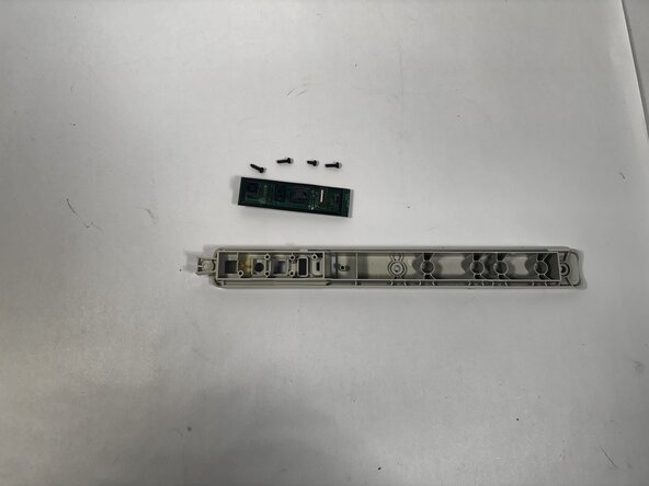 Logitech UE Hyperboom DC Power Socket Replacement: 手順 5、 2の画像 2