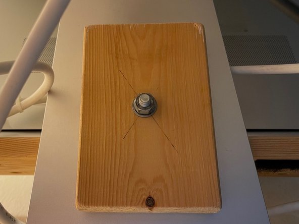 How to turn an iMac Intel into an External Monitor, More info on the mount: crwdns2935265:07crwdnd2935265:03crwdnd2935265:03crwdne2935265:0