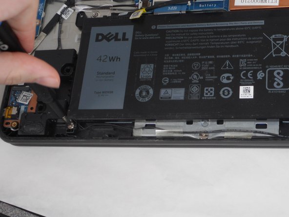Dell Latitude 3189 Battery Replacement, Battery: crwdns2935265:05crwdnd2935265:02crwdnd2935265:02crwdne2935265:0