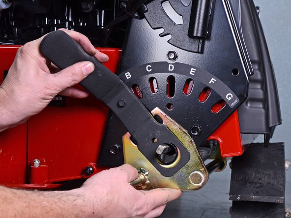 Toro Walk Behind Mowers 21199HD 2018 Rear Axle Replacement, Install the height adjustment lever: crwdns2935265:024crwdnd2935265:02crwdnd2935265:02crwdne2935265:0