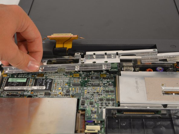 Dell Latitude CP Teardown, IO Shield: crwdns2935265:012crwdnd2935265:02crwdnd2935265:02crwdne2935265:0