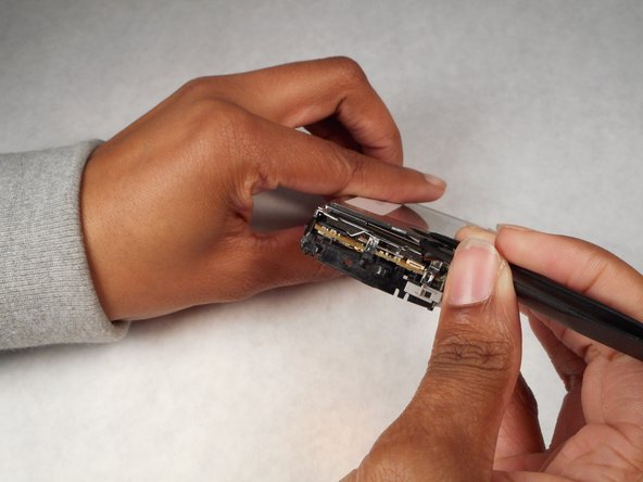 Coolpix S01 Screen Cover Replacement: crwdns2935265:04crwdnd2935265:02crwdnd2935265:03crwdne2935265:0